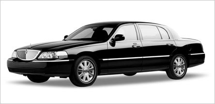 Napa Lincoln Town Car Sedan Exterior